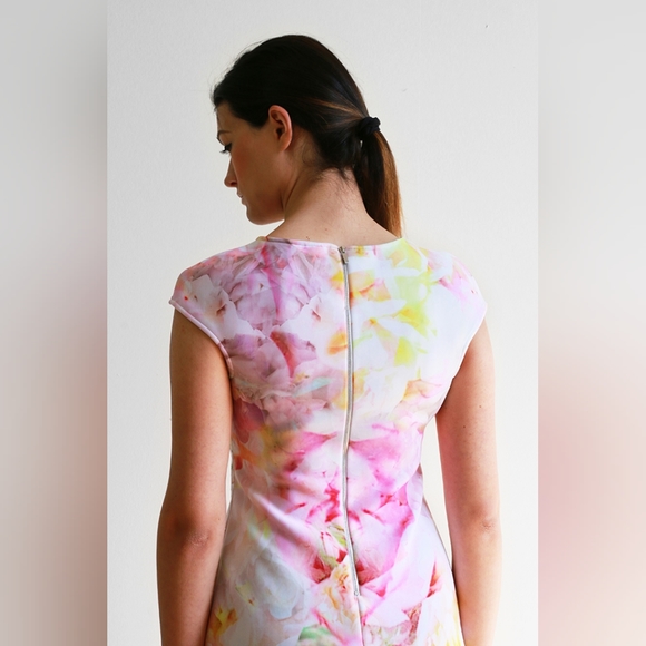 Julia Jordan | Floral Dress - Picture 4 of 4